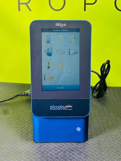 Abaxis Piccolo Xpress Chemistry Analyzer – Portable Clinical Blood Analyzer – 3.1.31