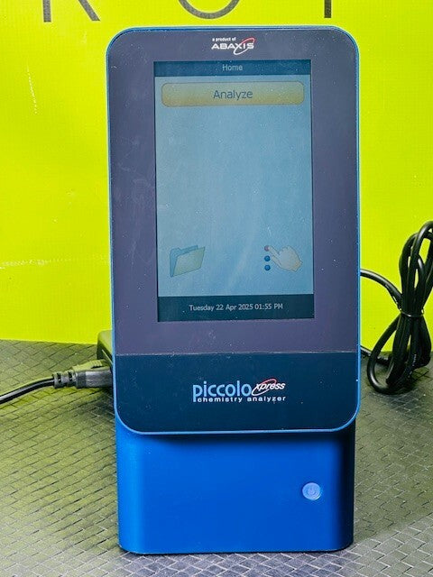 Abaxis Piccolo Xpress Chemistry Analyzer – Portable Clinical Blood Analyzer – 3.1.31